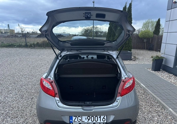 Mazda 2 cena 12900 przebieg: 233000, rok produkcji 2009 z Goleniów małe 497